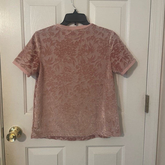 3/$15 a New Day Top - Picture 2 of 2